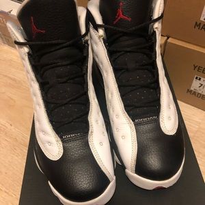 Jordan retro 13 grade school size 7y
